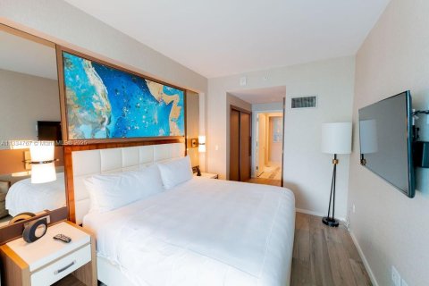Condo in Fort Lauderdale, Florida, 2 bedrooms  № 1868037 - photo 19