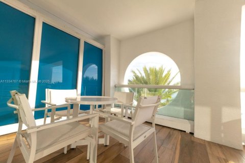 Condo in Fort Lauderdale, Florida, 2 bedrooms  № 1868037 - photo 9