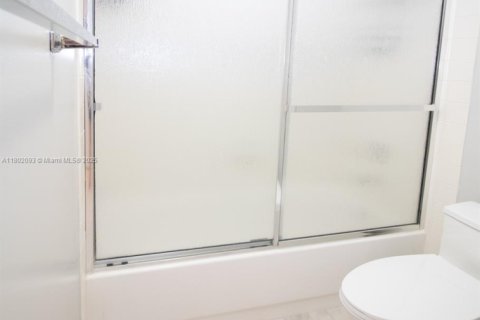 Adosado en alquiler en Palm Beach Gardens, Florida, 2 dormitorios, 138.24 m2 № 1940848 - foto 15