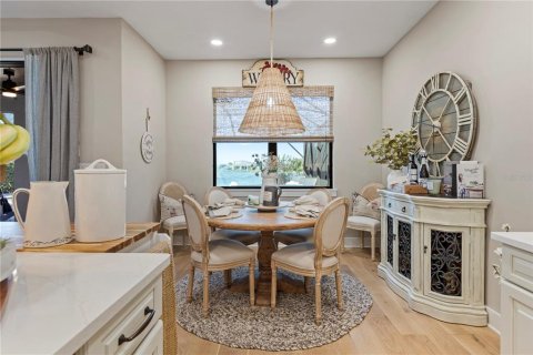 Villa ou maison à vendre à Venice, Floride: 4 chambres, 326.09 m2 № 2419527 - photo 25