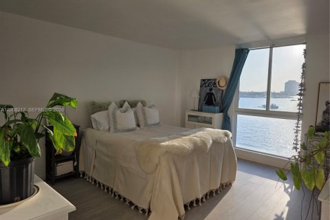 Condominio en venta en North Bay Village, Florida, 1 dormitorio, 70.61 m2 № 2075458 - foto 10