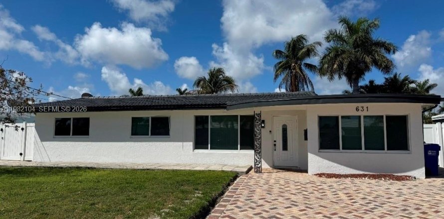 Casa en Pompano Beach, Florida 3 dormitorios, 135.54 m2 № 2047508