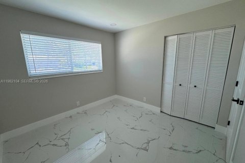 Casa en venta en Pompano Beach, Florida, 3 dormitorios, 135.54 m2 № 2047508 - foto 5