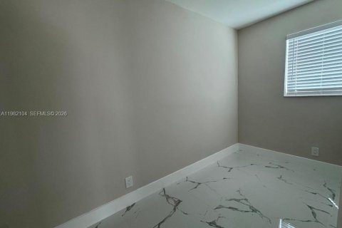 Casa en venta en Pompano Beach, Florida, 3 dormitorios, 135.54 m2 № 2047508 - foto 8