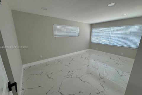 Casa en venta en Pompano Beach, Florida, 3 dormitorios, 135.54 m2 № 2047508 - foto 11