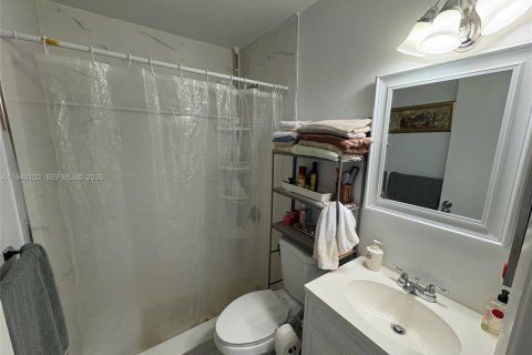 Condominio en venta en Sunrise, Florida, 1 dormitorio, 54.81 m2 № 1997956 - foto 10