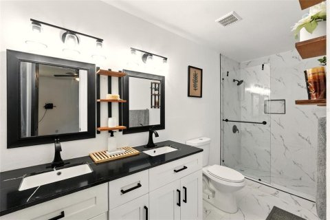 Casa en venta en Kissimmee, Florida, 3 dormitorios, 124.67 m2 № 1838103 - foto 28