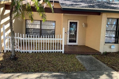 Villa ou maison à vendre à Palm Harbor, Floride: 3 chambres, 162.49 m2 № 2141916 - photo 3