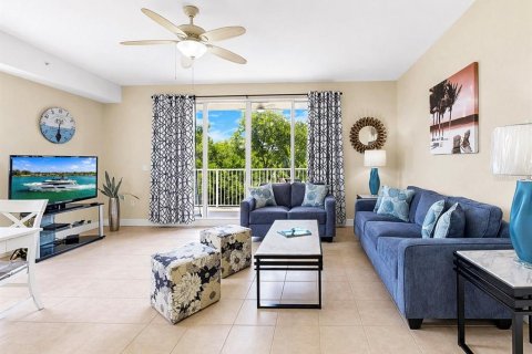 Townhouse in Ruskin, Florida 4 bedrooms, 189.89 sq.m. № 2206482 - photo 19