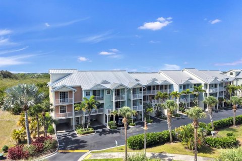 Townhouse in Ruskin, Florida 4 bedrooms, 189.89 sq.m. № 2206482 - photo 6