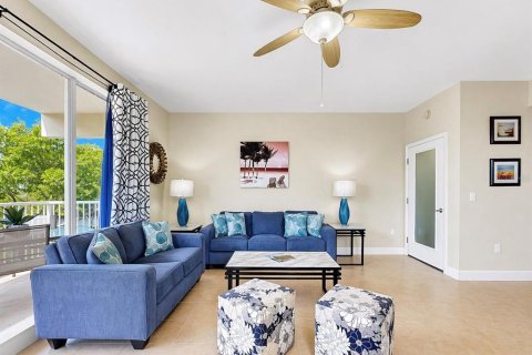 Townhouse in Ruskin, Florida 4 bedrooms, 189.89 sq.m. № 2206482 - photo 20
