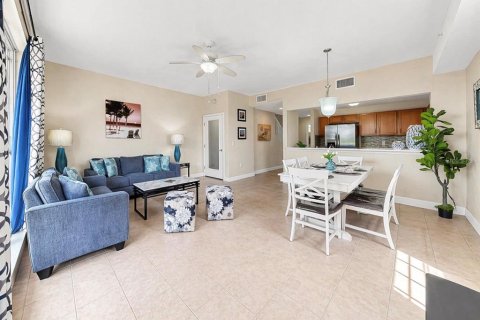 Townhouse in Ruskin, Florida 4 bedrooms, 189.89 sq.m. № 2206482 - photo 18