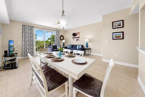 Townhouse in Ruskin, Florida 4 bedrooms, 189.89 sq.m. № 2206482 - photo 23