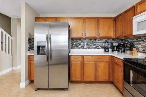 Townhouse in Ruskin, Florida 4 bedrooms, 189.89 sq.m. № 2206482 - photo 26