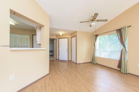 Condominio en alquiler en Oakland Park, Florida, 2 dormitorios, 115.29 m2 № 2059722 - foto 15