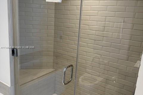 Condo in Hollywood, Florida, 2 bedrooms  № 1938471 - photo 20