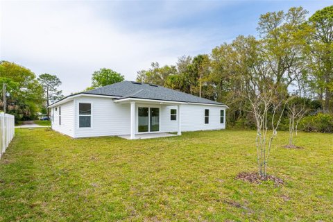 House in Palm Coast, Florida 4 bedrooms, 191.56 sq.m. № 1561681 - photo 2