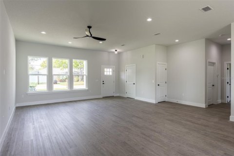 House in Palm Coast, Florida 4 bedrooms, 191.56 sq.m. № 1561681 - photo 8