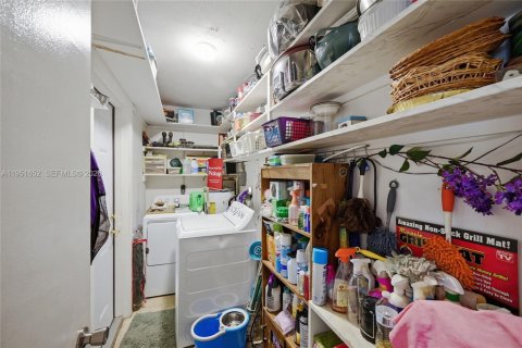 Casa en venta en Boynton Beach, Florida, 3 dormitorios, 149.39 m2 № 2009623 - foto 26