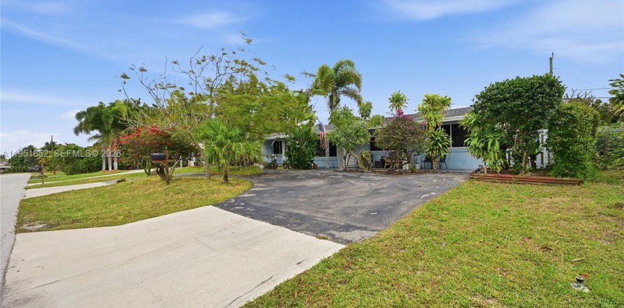 Casa en Boynton Beach, Florida 3 dormitorios, 149.39 m2 № 2009623