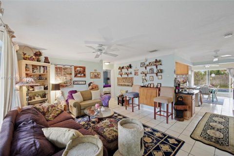Casa en venta en Boynton Beach, Florida, 3 dormitorios, 149.39 m2 № 2009623 - foto 7