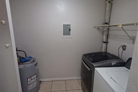 Propiedad comercial en venta en Gainesville, Florida, 8 dormitorios, 167.22 m2 № 1919387 - foto 23
