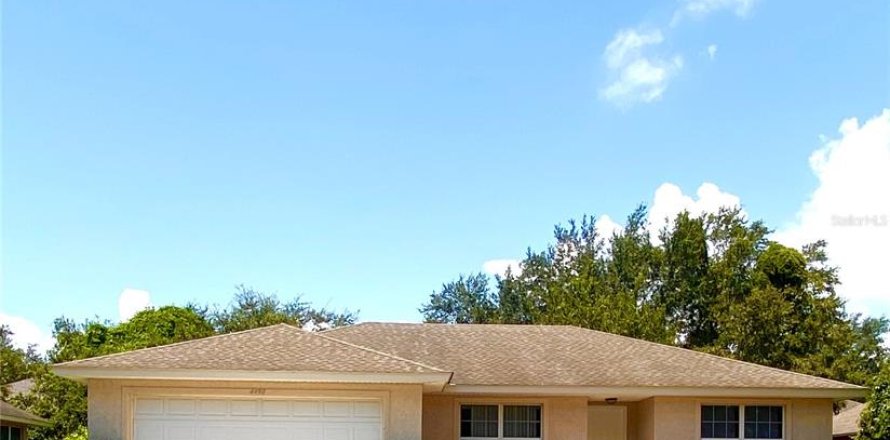 Villa ou maison à Tavares, Floride 3 chambres, 116.41 m2 № 1319395