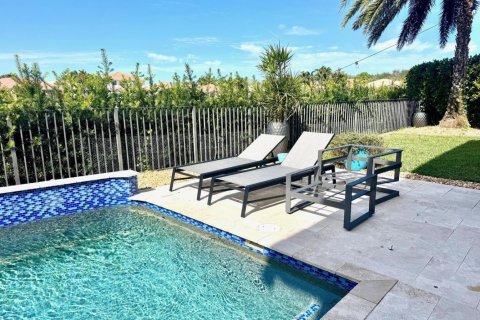 House in Palm Beach Gardens, Florida 5 bedrooms, 277.31 sq.m. № 2085497 - photo 9