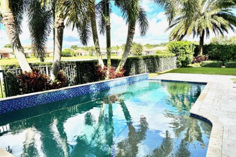 House in Palm Beach Gardens, Florida 5 bedrooms, 277.31 sq.m. № 2085497 - photo 24