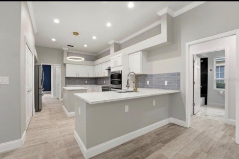 Villa ou maison à vendre à Venice, Floride: 3 chambres, 215.53 m2 № 2142765 - photo 12
