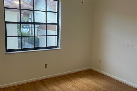 Townhouse in Clearwater, Florida 3 bedrooms, 164.25 sq.m. № 2394262 - photo 9