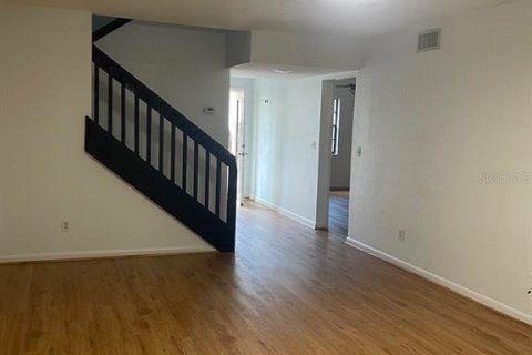 Townhouse in Clearwater, Florida 3 bedrooms, 164.25 sq.m. № 2394262 - photo 7