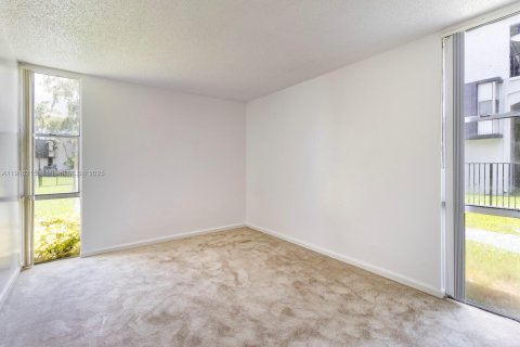 Appartement à louer à Coral Springs, Floride: 1 chambre, 83.61 m2 № 1971051 - photo 21