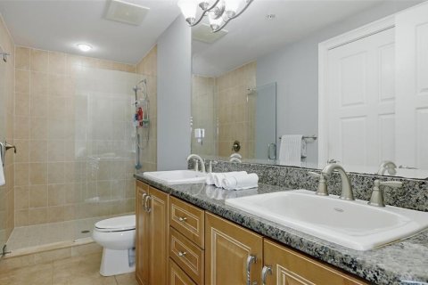 Condominio en venta en Sarasota, Florida, 2 dormitorios, 88.26 m2 № 2093151 - foto 18