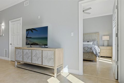 Condominio en venta en Sarasota, Florida, 2 dormitorios, 88.26 m2 № 2093151 - foto 12