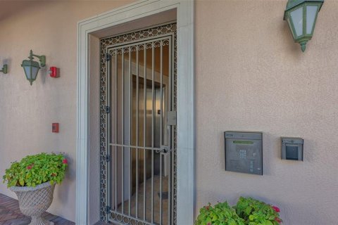 Condominio en venta en Sarasota, Florida, 2 dormitorios, 88.26 m2 № 2093151 - foto 3