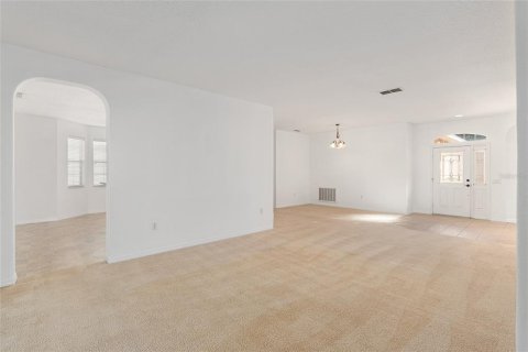 House in Ocala, Florida 3 bedrooms, 188.78 sq.m. № 1542464 - photo 15