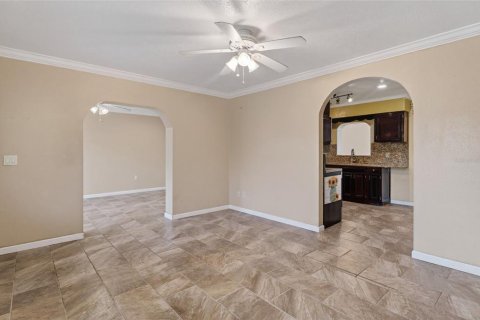 House in Lake Alfred, Florida 4 bedrooms, 166.2 sq.m. № 1791123 - photo 5
