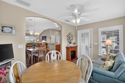 Casa en venta en The Villages, Florida, 3 dormitorios, 144.83 m2 № 2093126 - foto 16