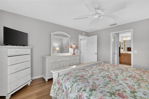 Casa en venta en The Villages, Florida, 3 dormitorios, 144.83 m2 № 2093126 - foto 11