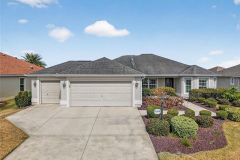 House in The Villages, Florida 3 bedrooms, 144.83 sq.m. № 2093126