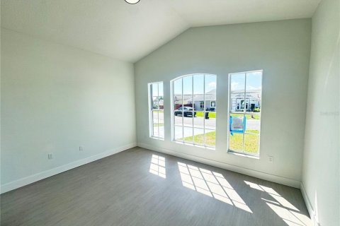 House in Davenport, Florida 4 bedrooms, 136.66 sq.m. № 1905958 - photo 12