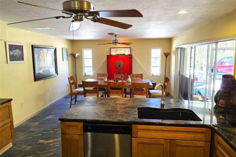 House in Placida, Florida 3 bedrooms, 194.26 sq.m. № 2117579 - photo 10