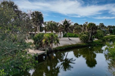 House in Placida, Florida 3 bedrooms, 194.26 sq.m. № 2117579 - photo 17