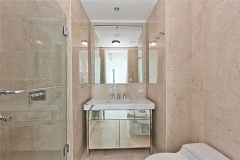 Condominio en venta en Sunny Isles Beach, Florida, 2 dormitorios, 192.31 m2 № 1860190 - foto 21