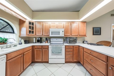 House in Punta Gorda, Florida 3 bedrooms, 155.24 sq.m. № 1853075 - photo 8