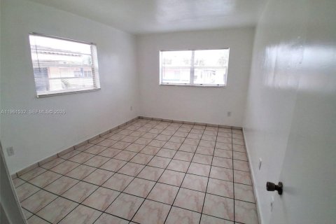 Снять в аренду кондоминиум в Майами-Бич, Флорида 1 спальня, 59.18м2, № 2023393 - фото 18