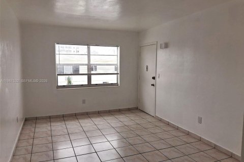 Снять в аренду кондоминиум в Майами-Бич, Флорида 1 спальня, 59.18м2, № 2023393 - фото 10