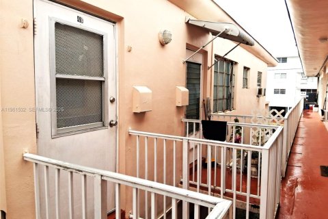 Снять в аренду кондоминиум в Майами-Бич, Флорида 1 спальня, 59.18м2, № 2023393 - фото 14