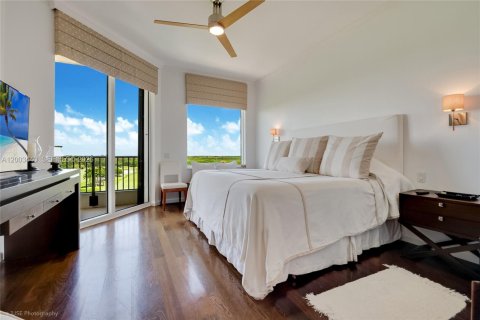 Купить кондоминиум в Корал-Гейблс, Флорида 3 спальни, 261.43м2, № 2068643 - фото 10